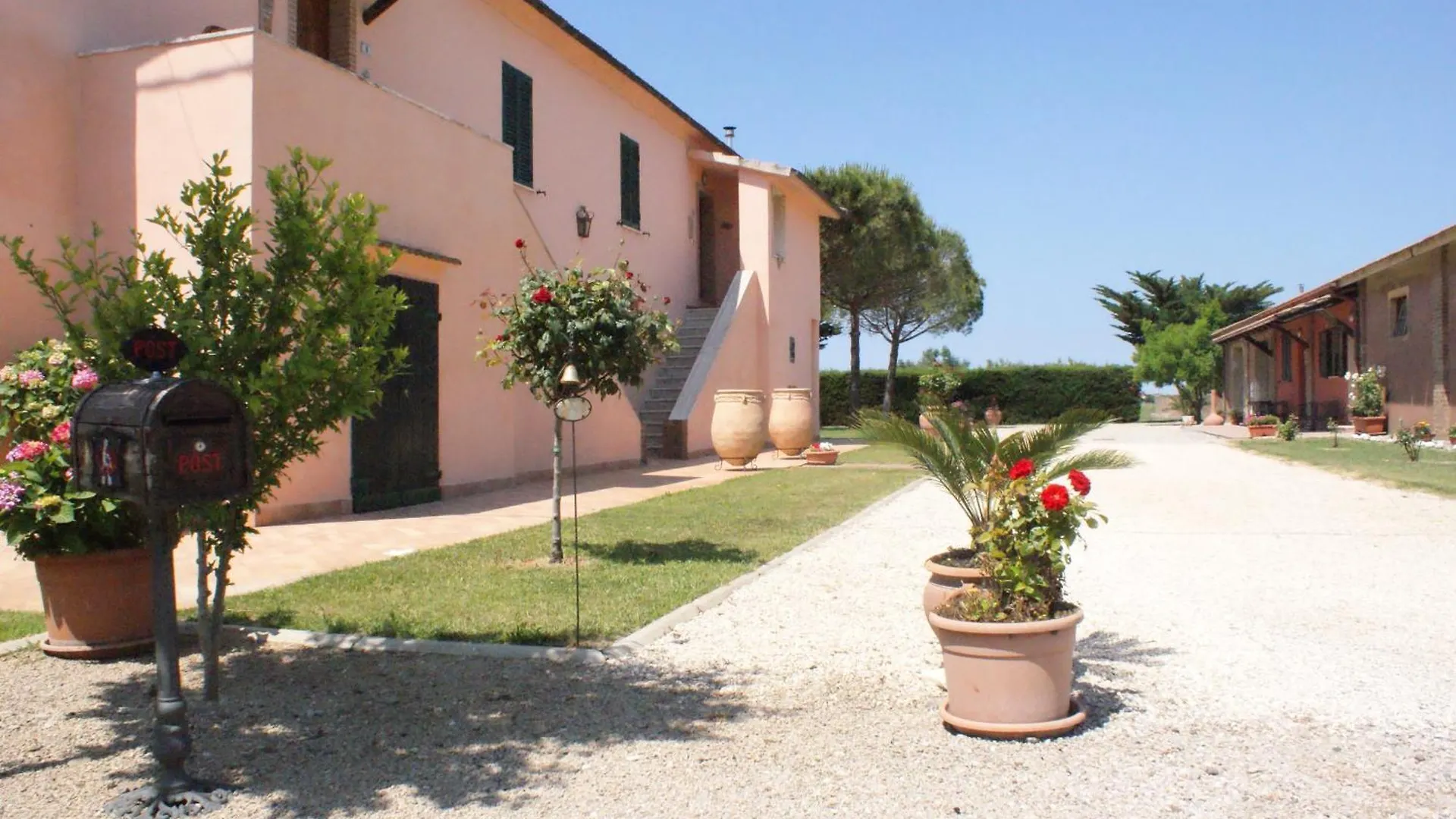 Villa Casale La Barca Albinia 0*,  Italia